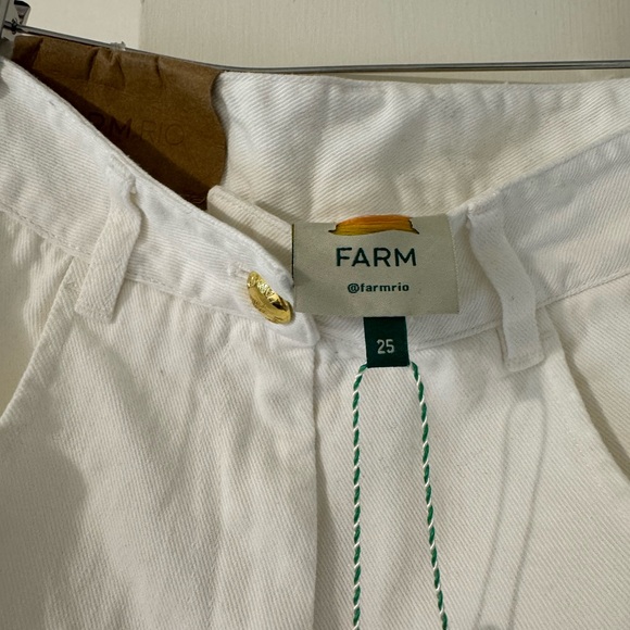 Farm Rio Richelieu Embroidered Shorts 25 - Picture 4 of 6
